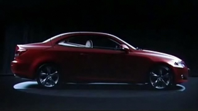 Lexus IS 250C السيارة الأكثر أناقة وراحة